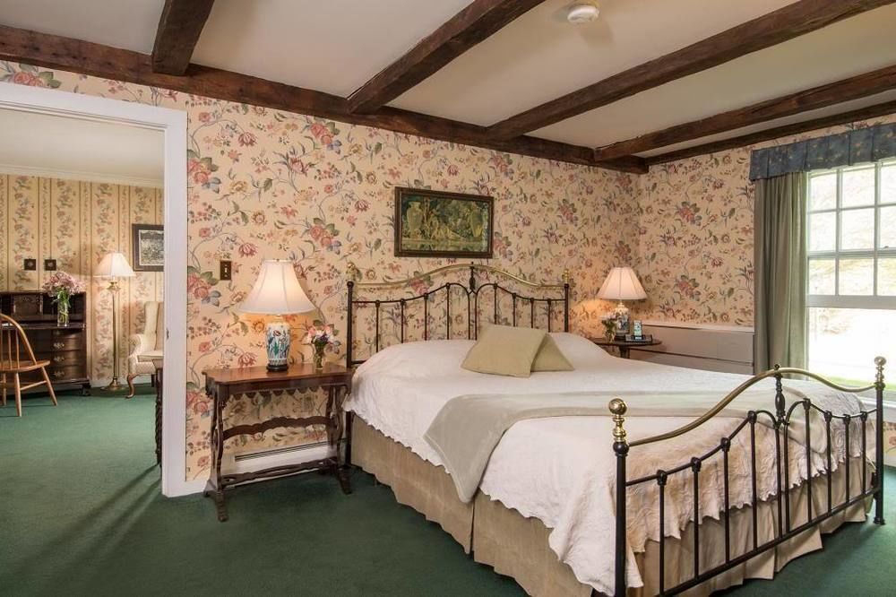 Chesterfield Inn エクステリア 写真