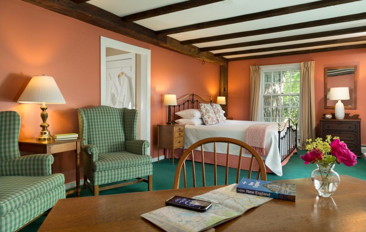 Chesterfield Inn エクステリア 写真