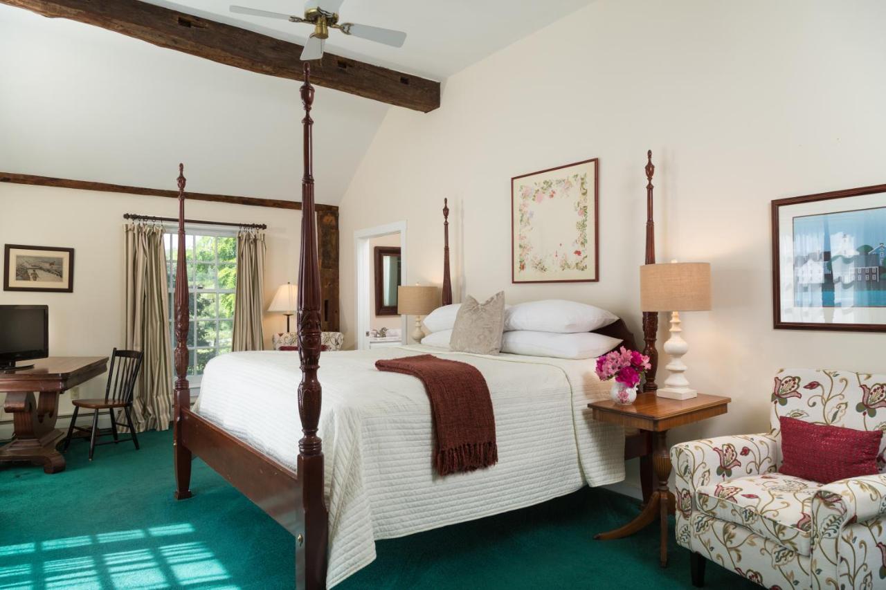 Chesterfield Inn エクステリア 写真